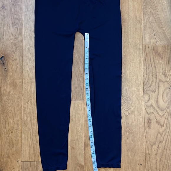 Peter Nygard Nay Blue Leggings - Picture 4 of 6